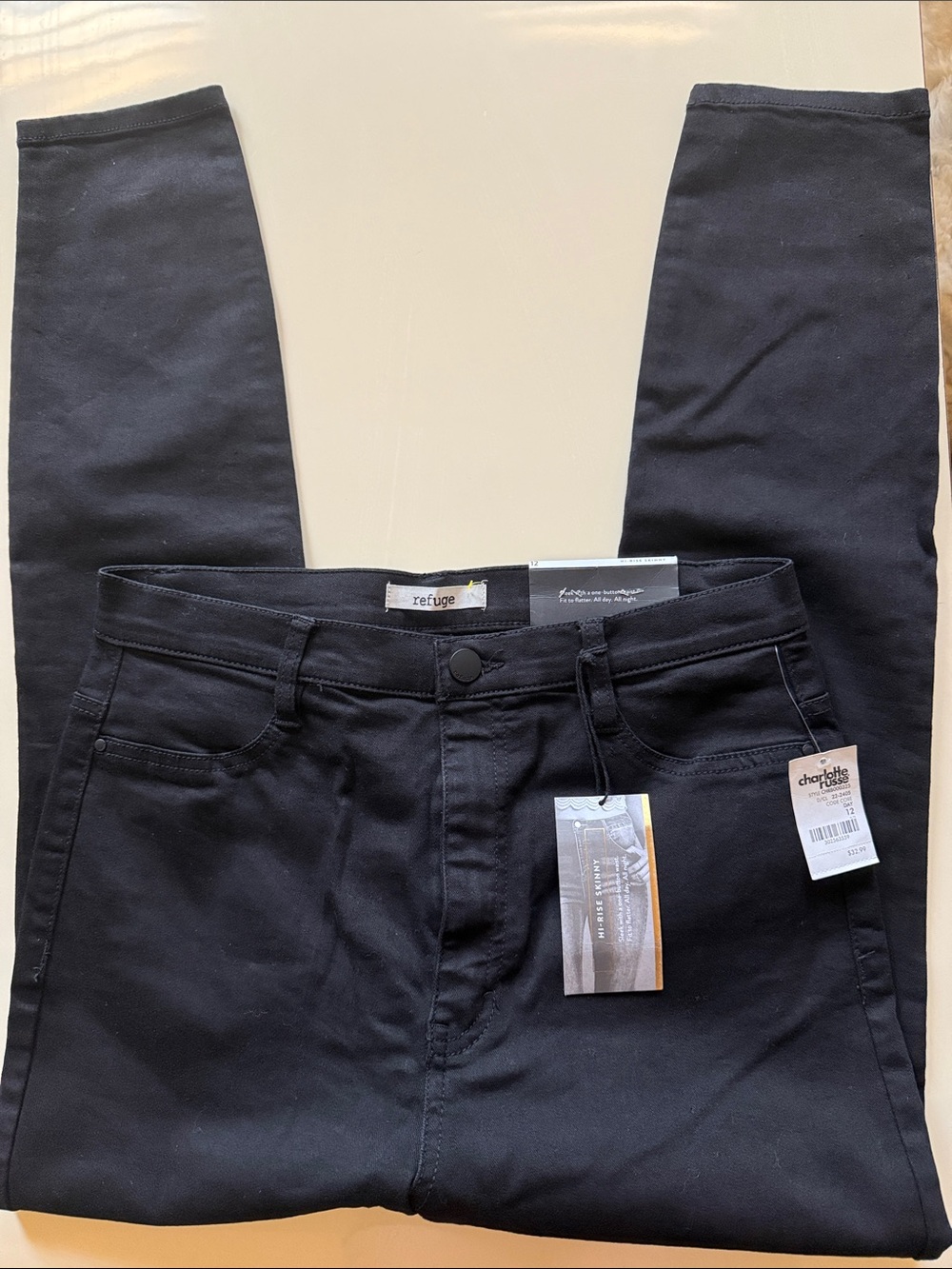 refuge Women's Black Ankle Skinny Jeans
